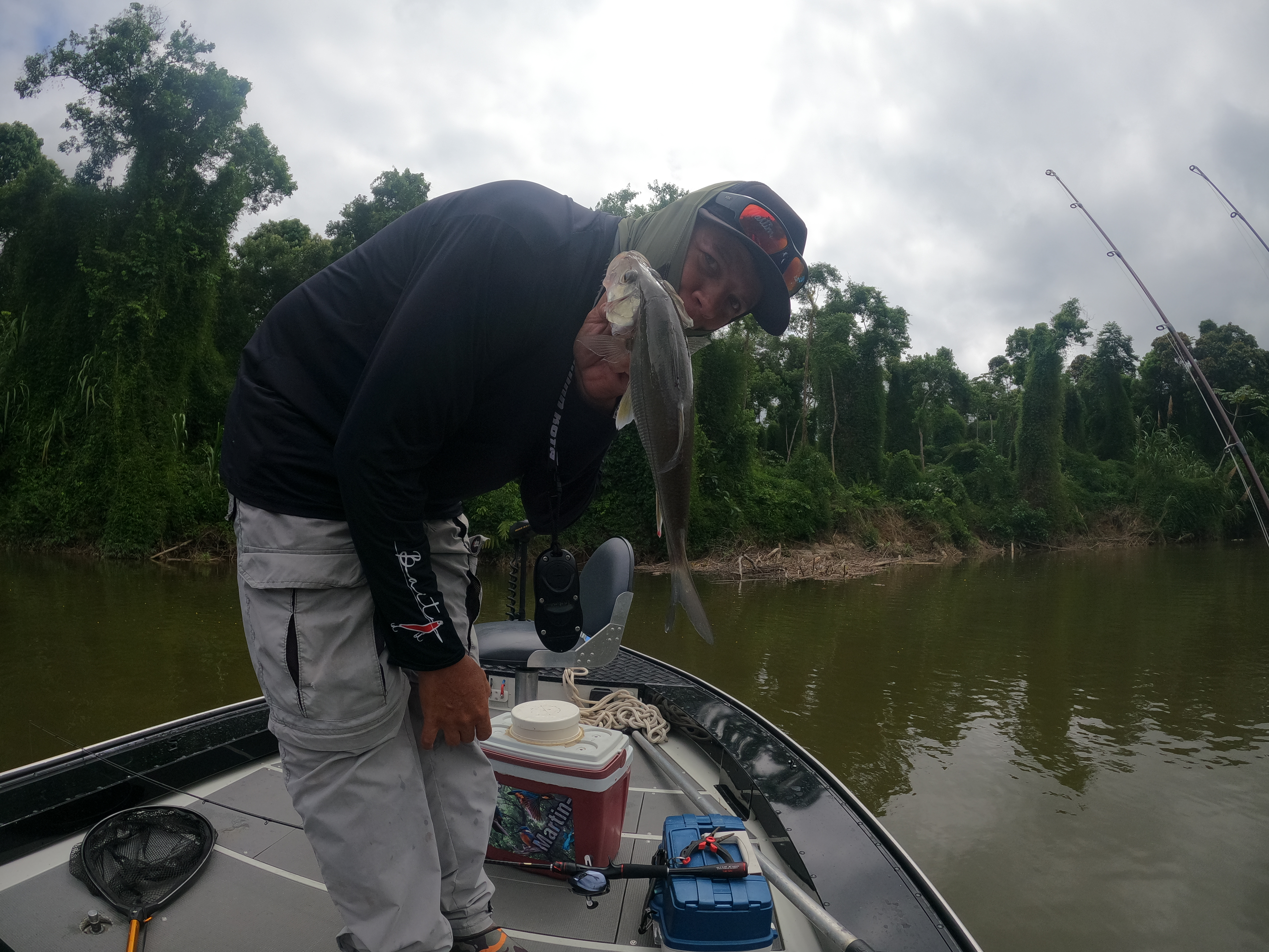Pesca no Rio Itanhaém